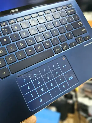 Laptop Asus ZenBook UX303UA 8GB Intel Core i5 SSD 256GB