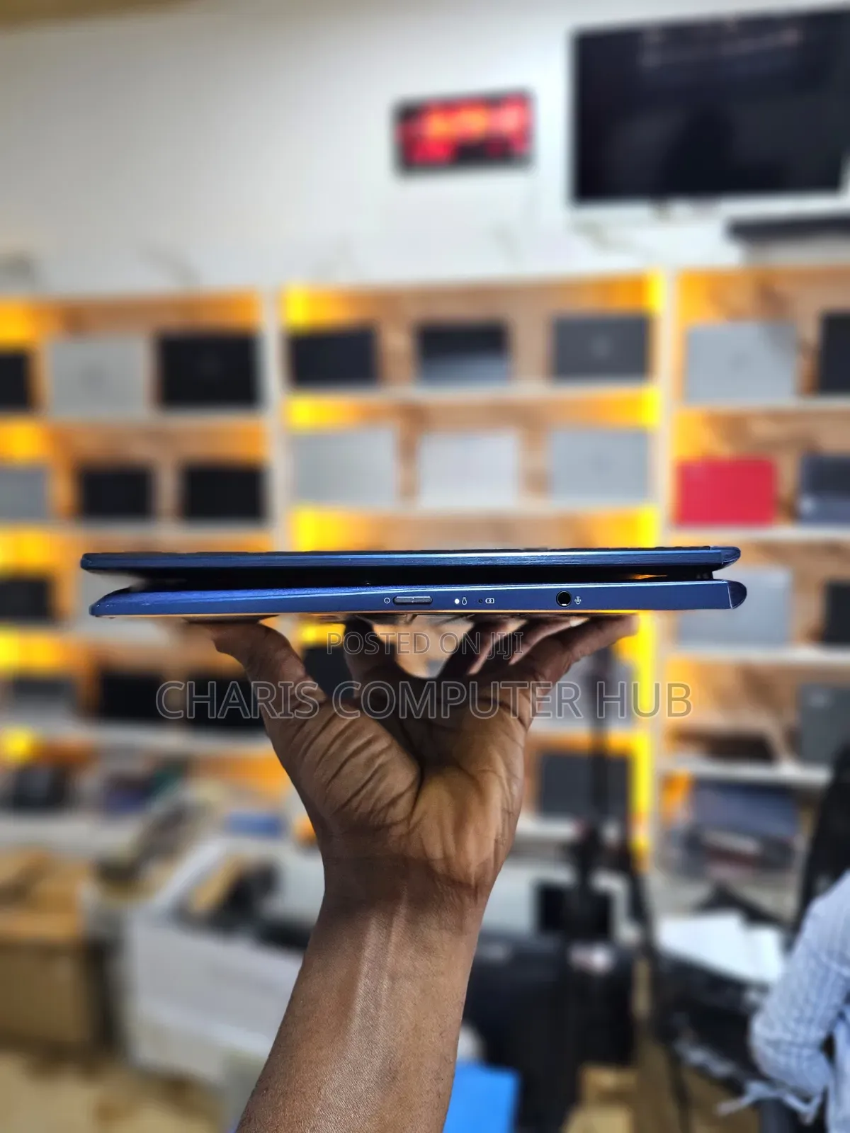 Laptop Asus ZenBook UX303UA 8GB Intel Core i5 SSD 256GB