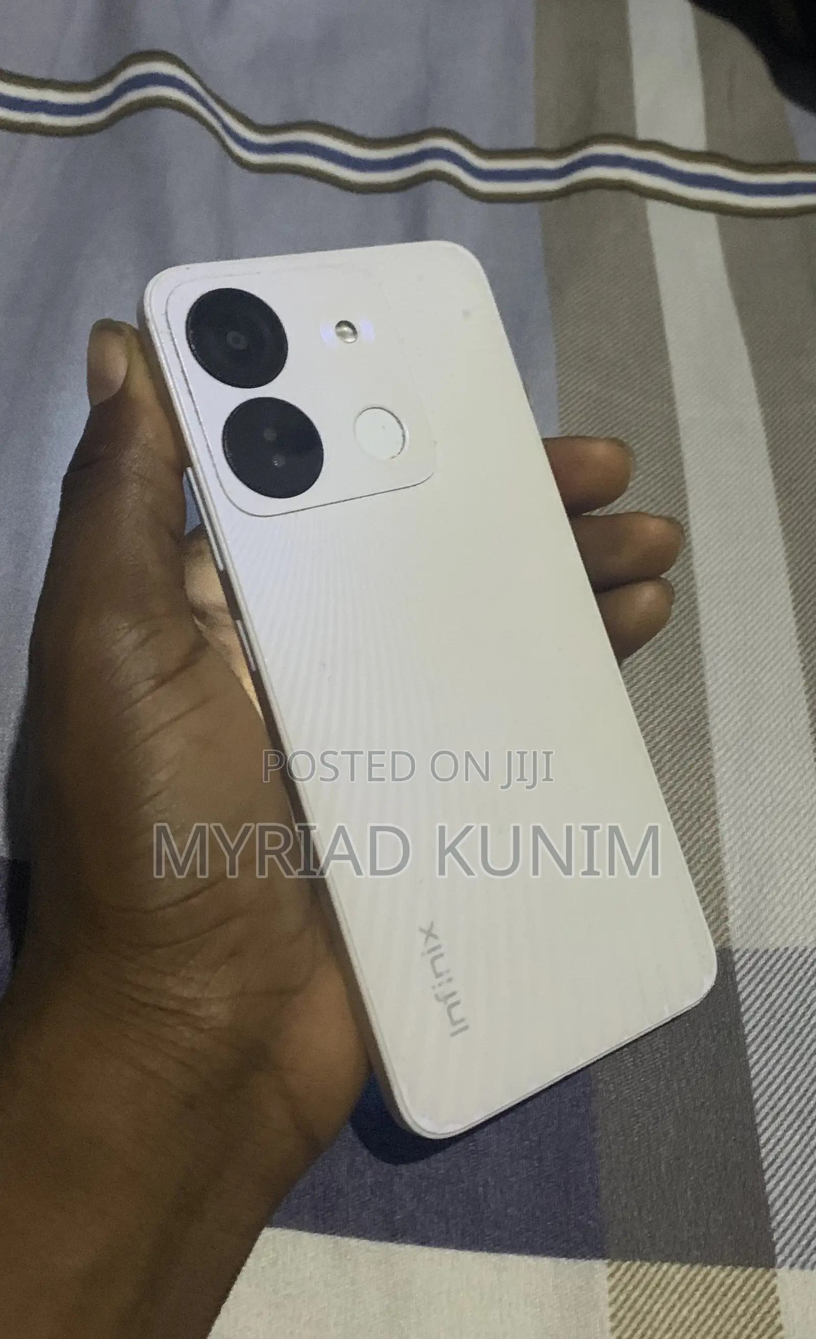 Infinix Smart 7 HD 64 GB White