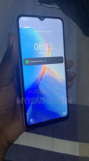 Infinix Smart 7 HD 64 GB White