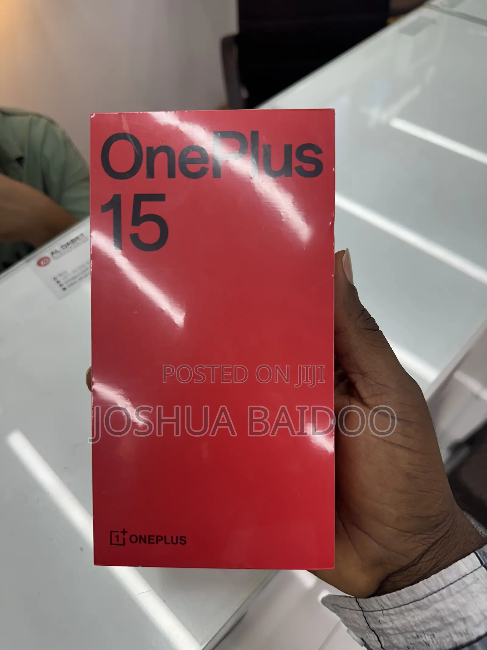 New OnePlus 15 1 TB