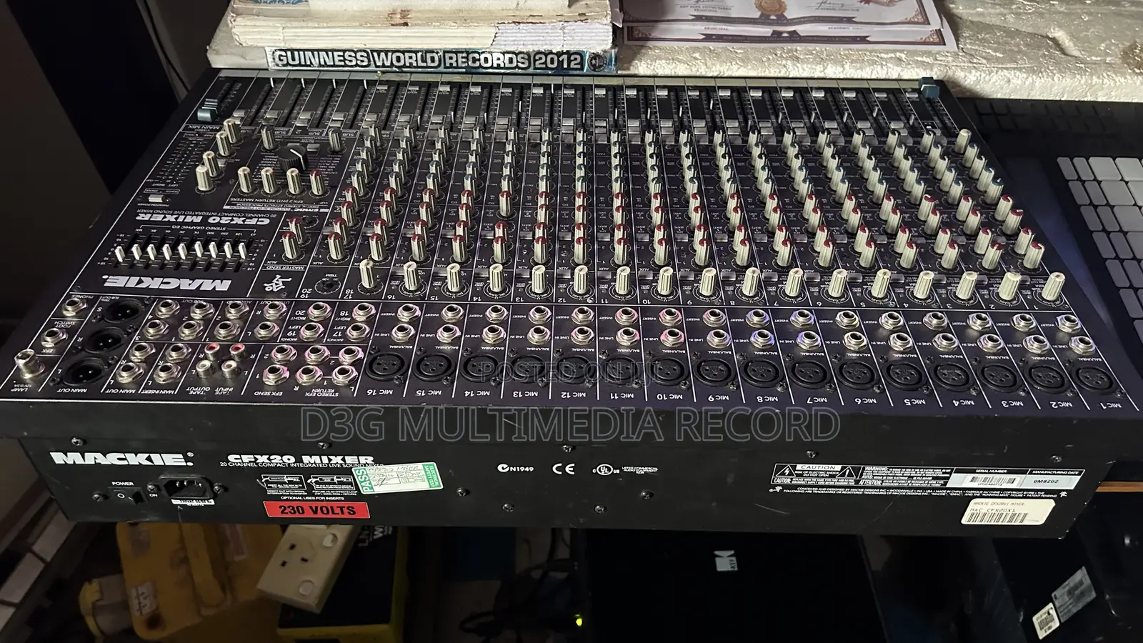 Mackie 20ch Mixer
