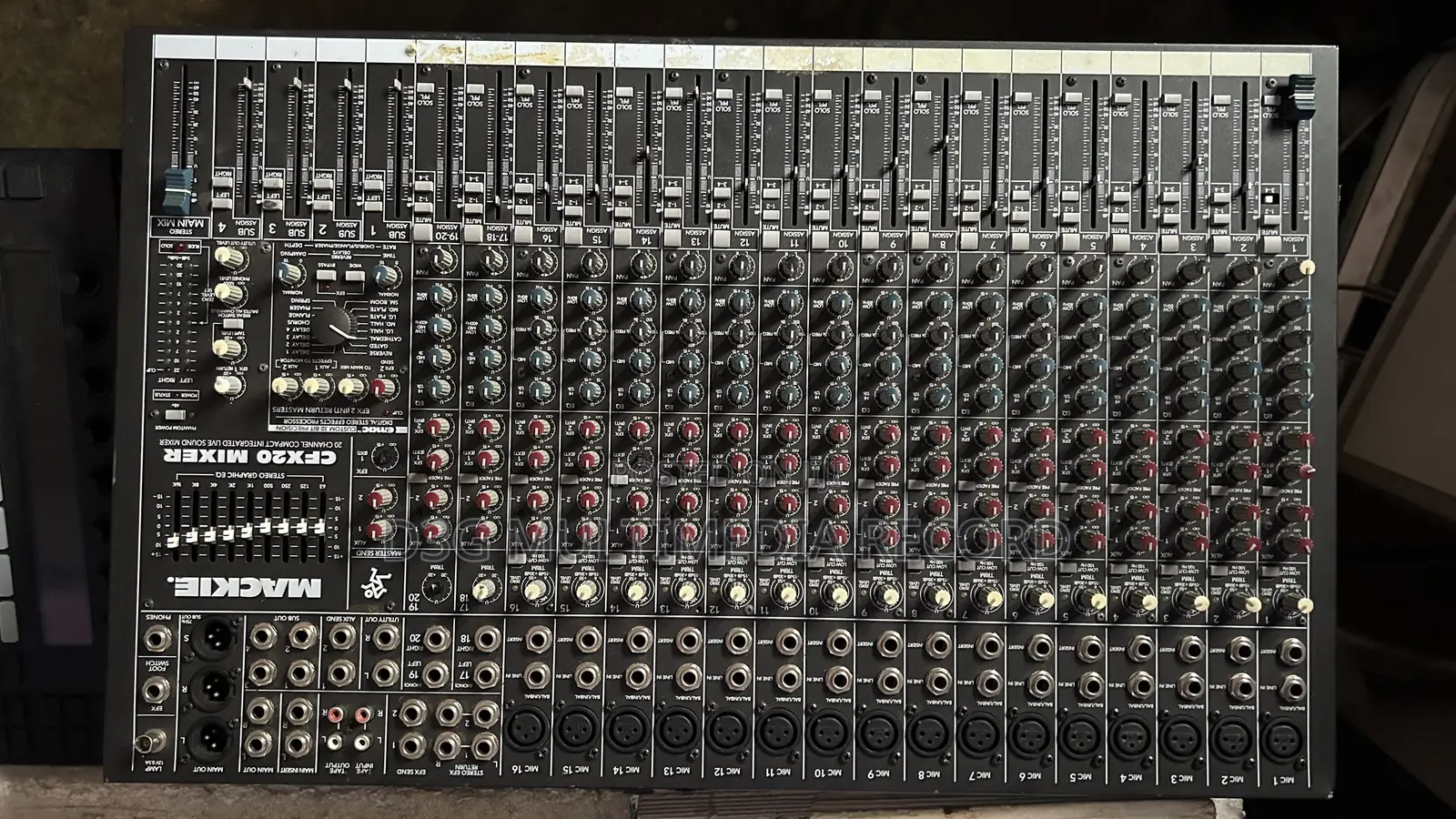 Mackie 20ch Mixer