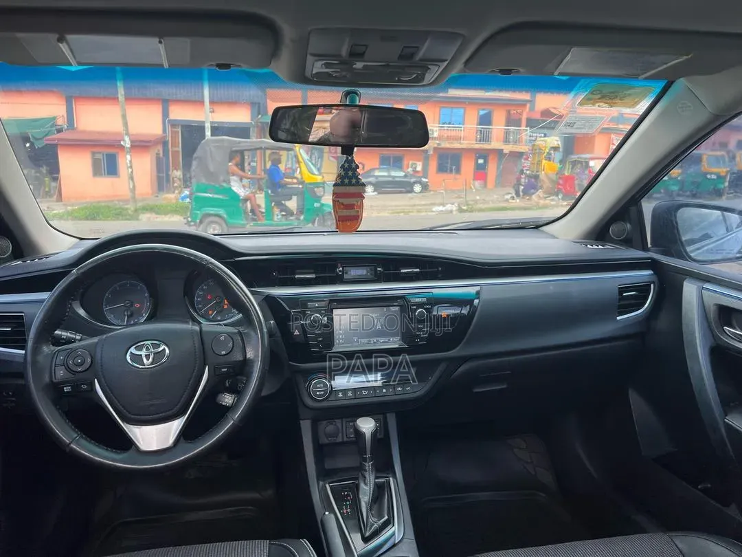 Toyota Corolla S Premium 4dr Sedan (1.8L 4cyl CVT) 2015 Gray