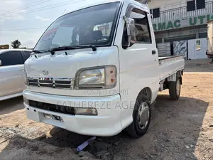 Daihatsu Charmant 1985 White