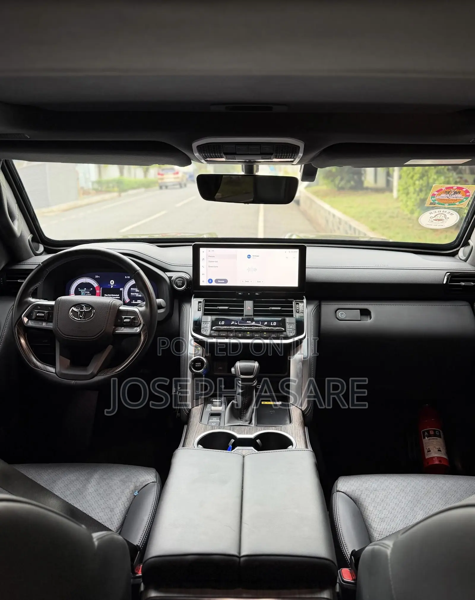 Toyota Land Cruiser 2025 Black