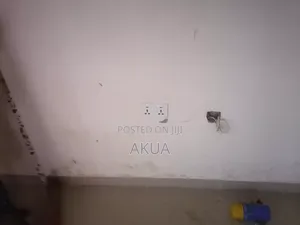 1bdrm Room & Parlour in Safety Saves, Baatsona Total for rent
