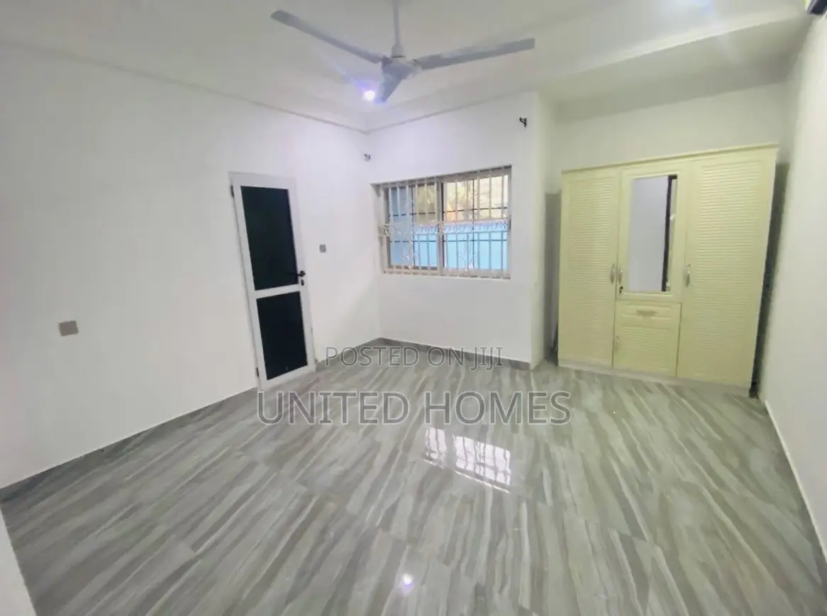 5bdrm House in Haatso for sale