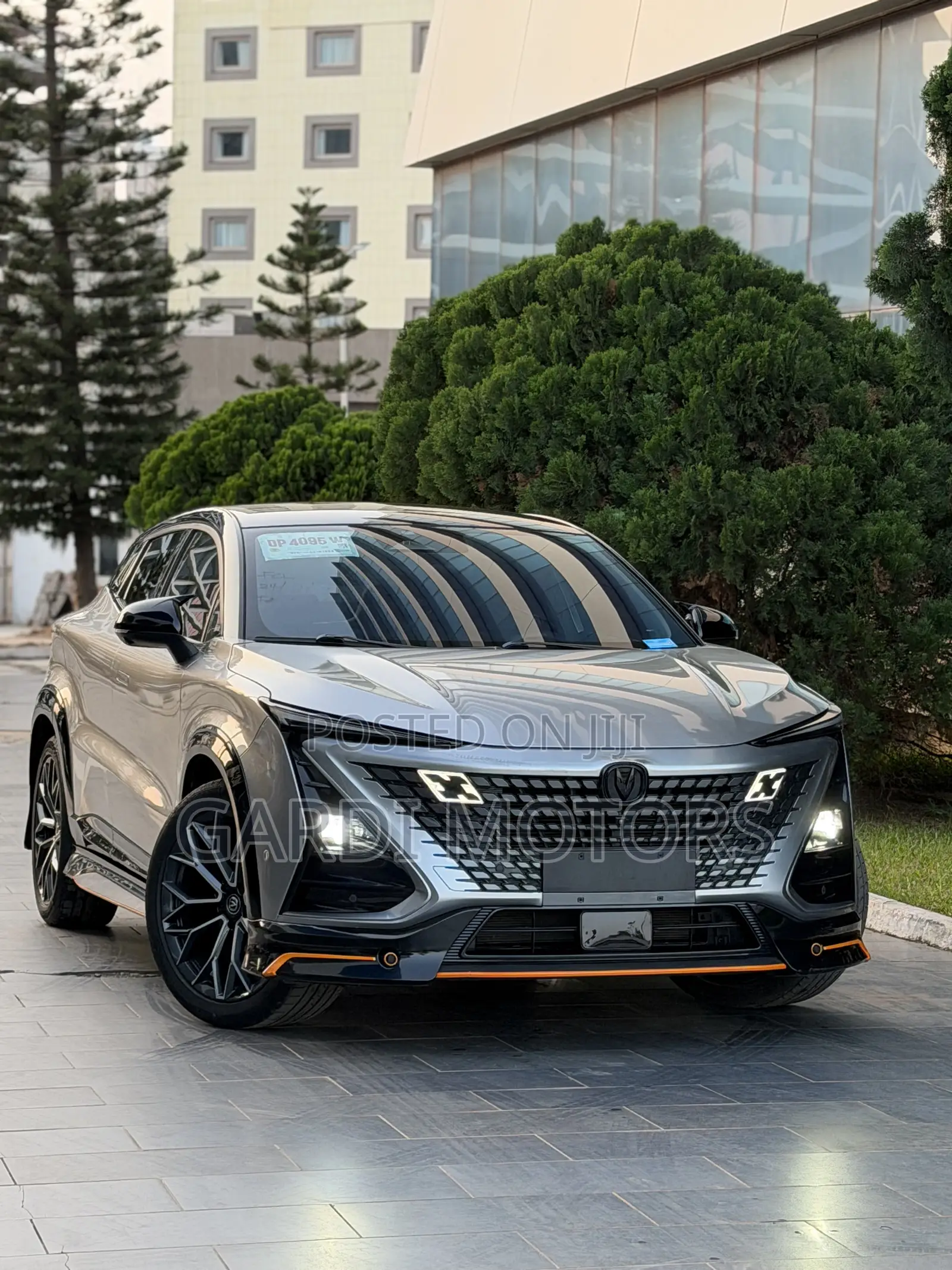 Changan UNI-T 1.5 FWD 2022 Silver