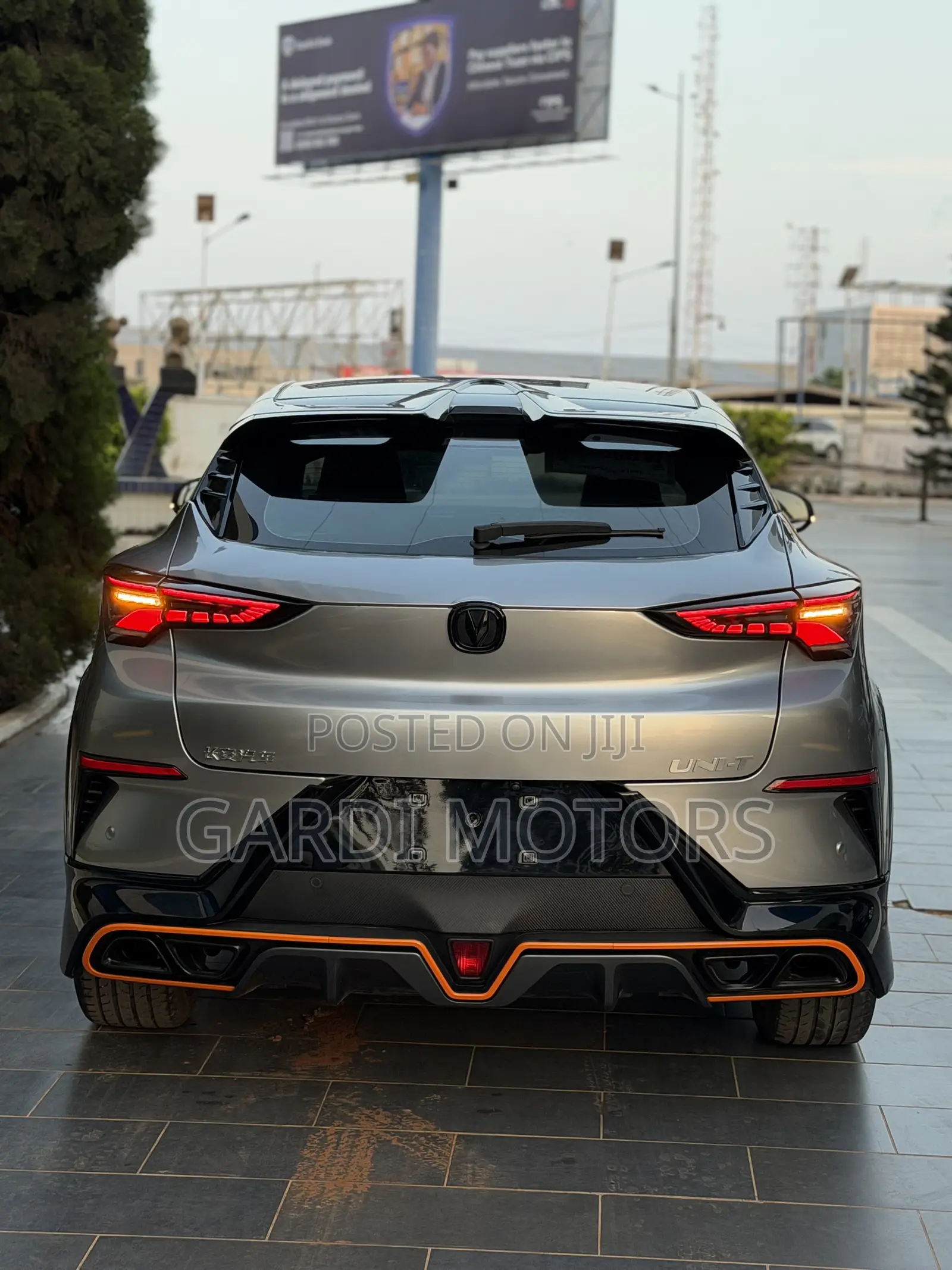 Changan UNI-T 1.5 FWD 2022 Silver