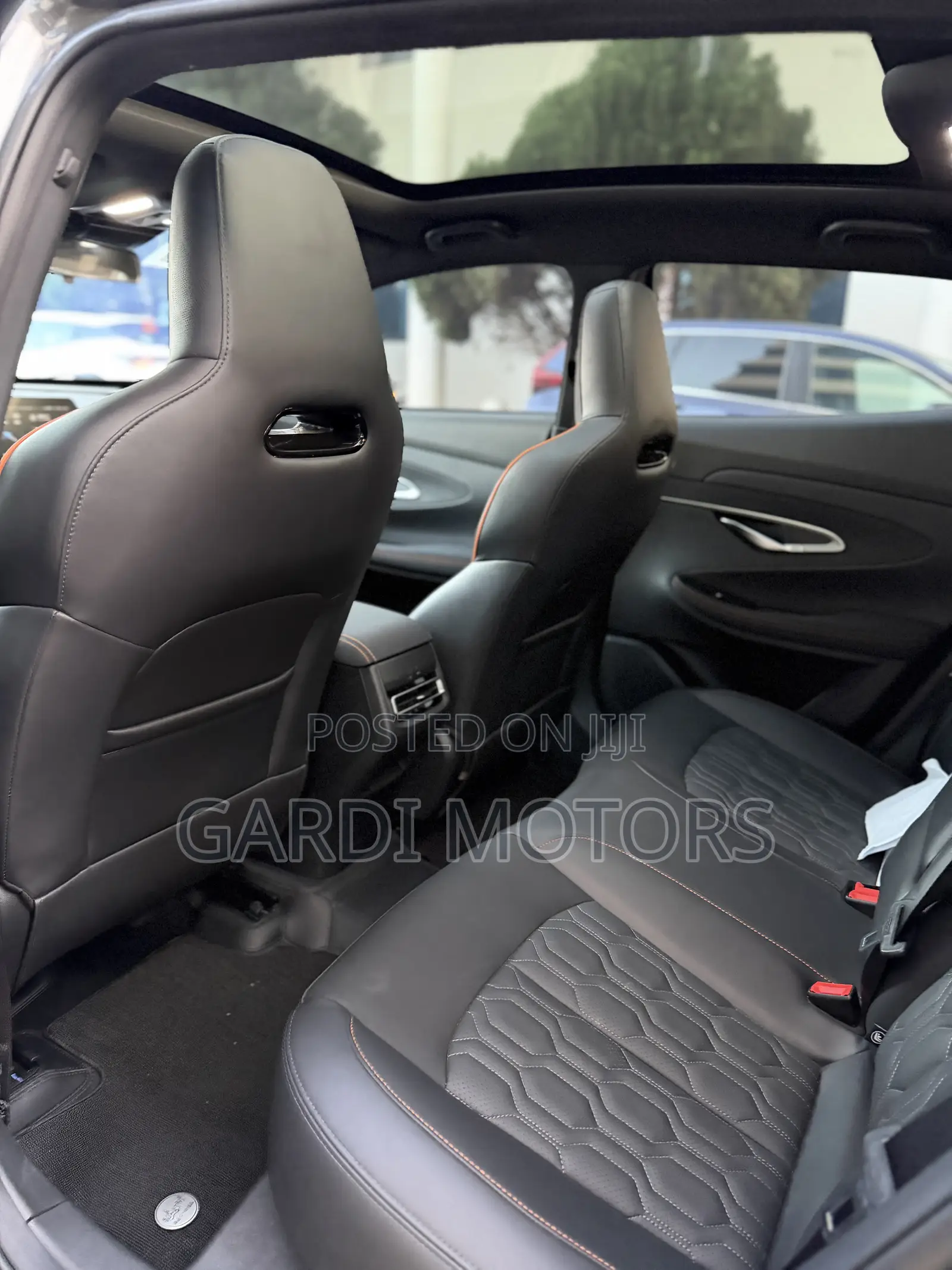Changan UNI-T 1.5 FWD 2022 Silver
