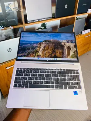 Laptop HP ProBook 450 G8 8GB Intel Core i7 SSD 512GB
