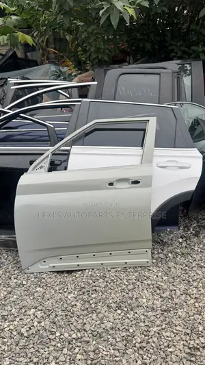 Hyundai Venue 2020,2022,2023,2024,2025 Front Doorleft Empty Available