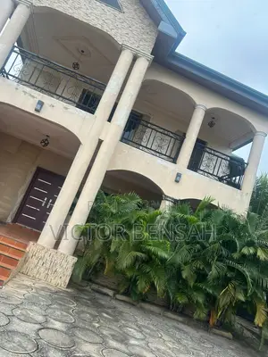 4bdrm House in Weija for rent