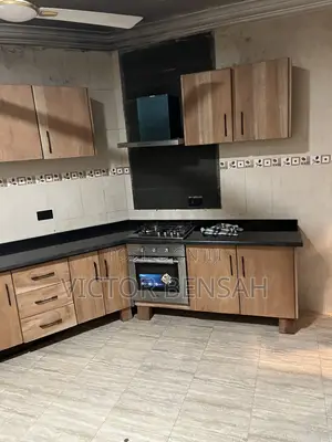 4bdrm House in Weija for rent