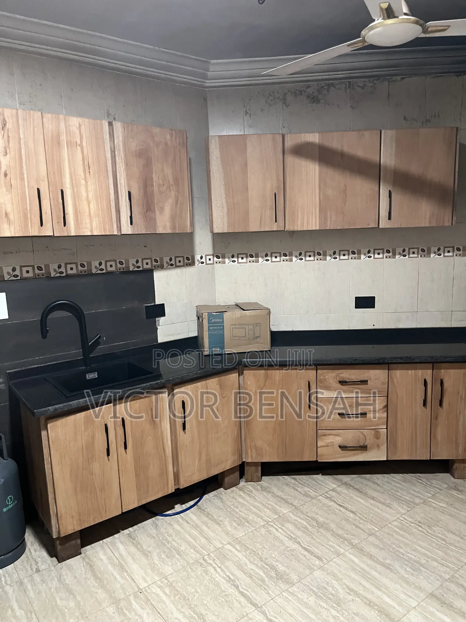 4bdrm House in Weija for rent