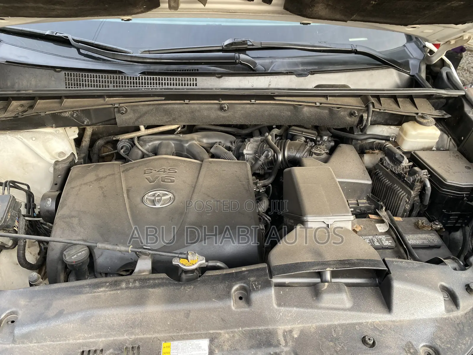 Toyota Highlander LE 4x4 V6 (3.5L 6cyl 8A) 2018 White