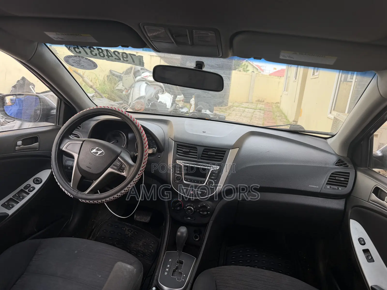 Hyundai Accent SE Hatchback 2016 Gray