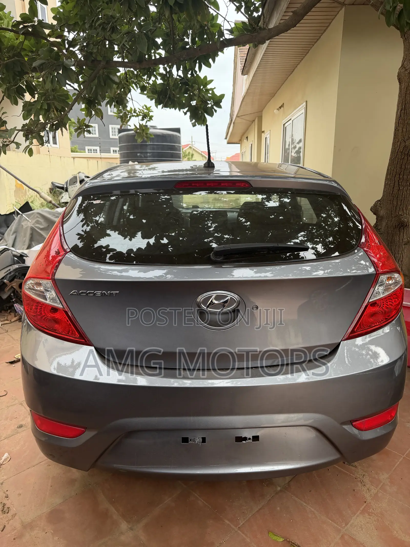 Hyundai Accent SE Hatchback 2016 Gray