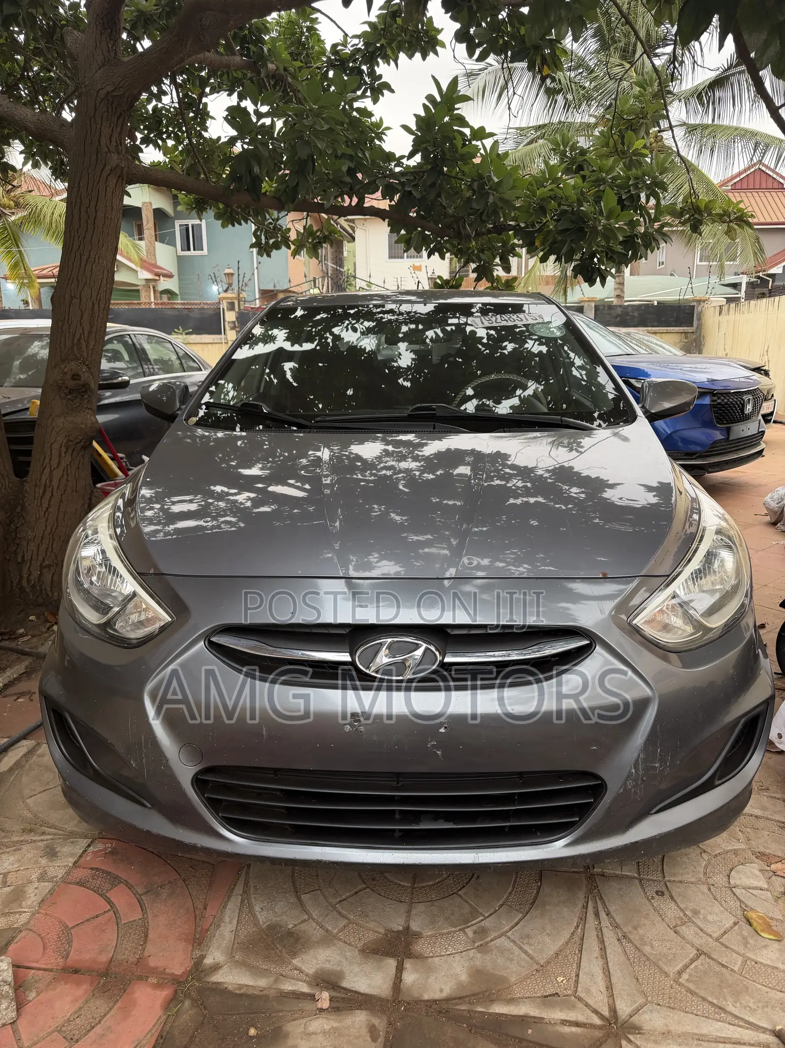 Hyundai Accent SE Hatchback 2016 Gray