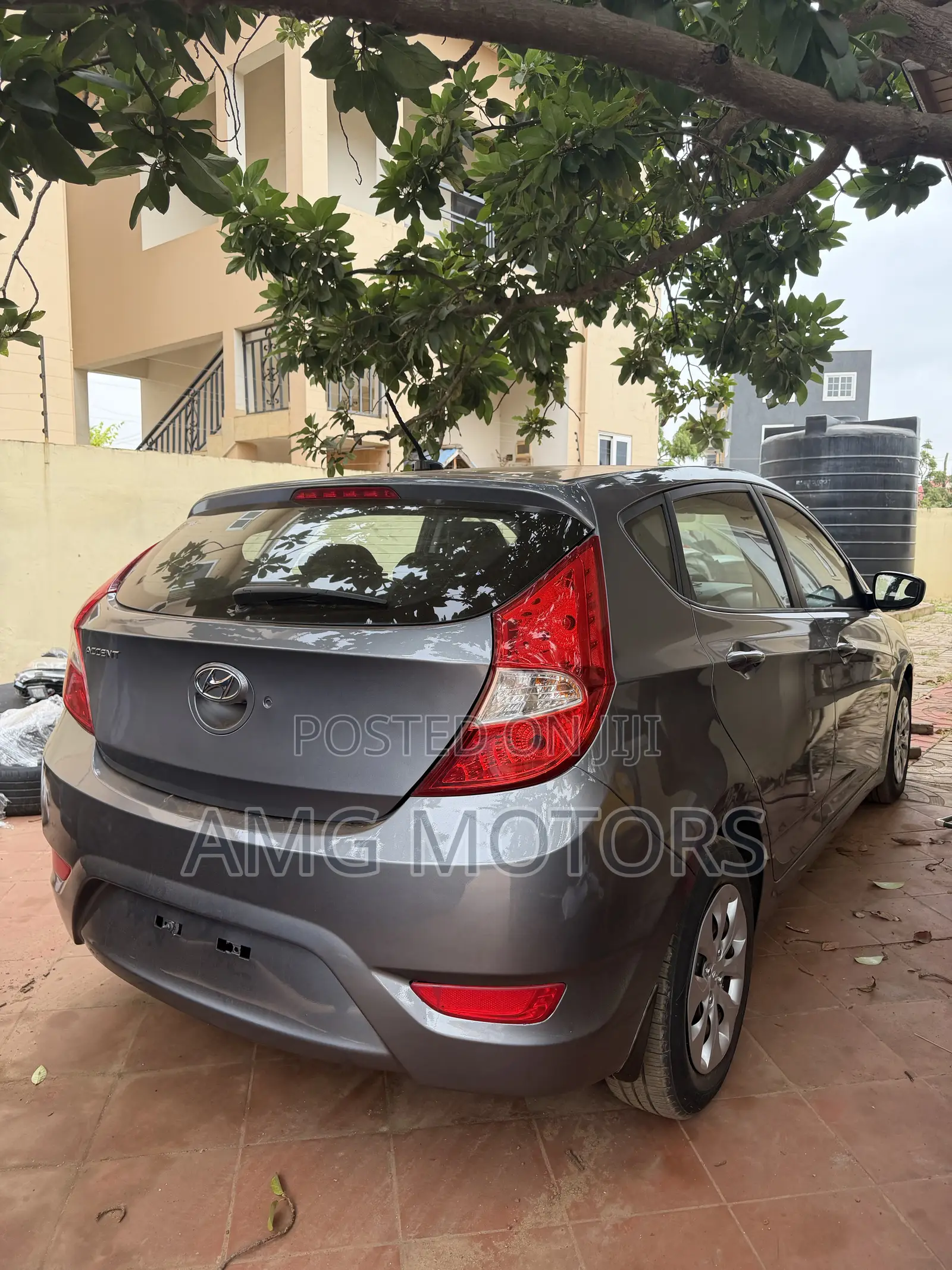 Hyundai Accent SE Hatchback 2016 Gray