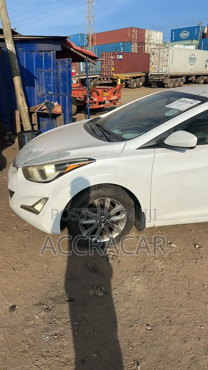 Hyundai Elantra 2016 White