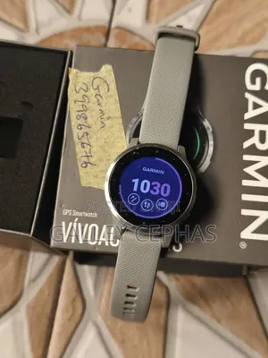 Garmin Vívoactive 4S GPS Smartwatch