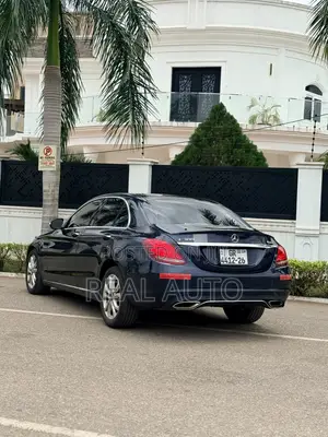 Mercedes-Benz C300 Luxury 4matic Sedan AWD (2.0L 4cyl 7A) 2017 Blue
