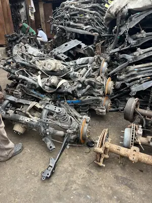 RAV4 2008/2018 Back Axle Complete