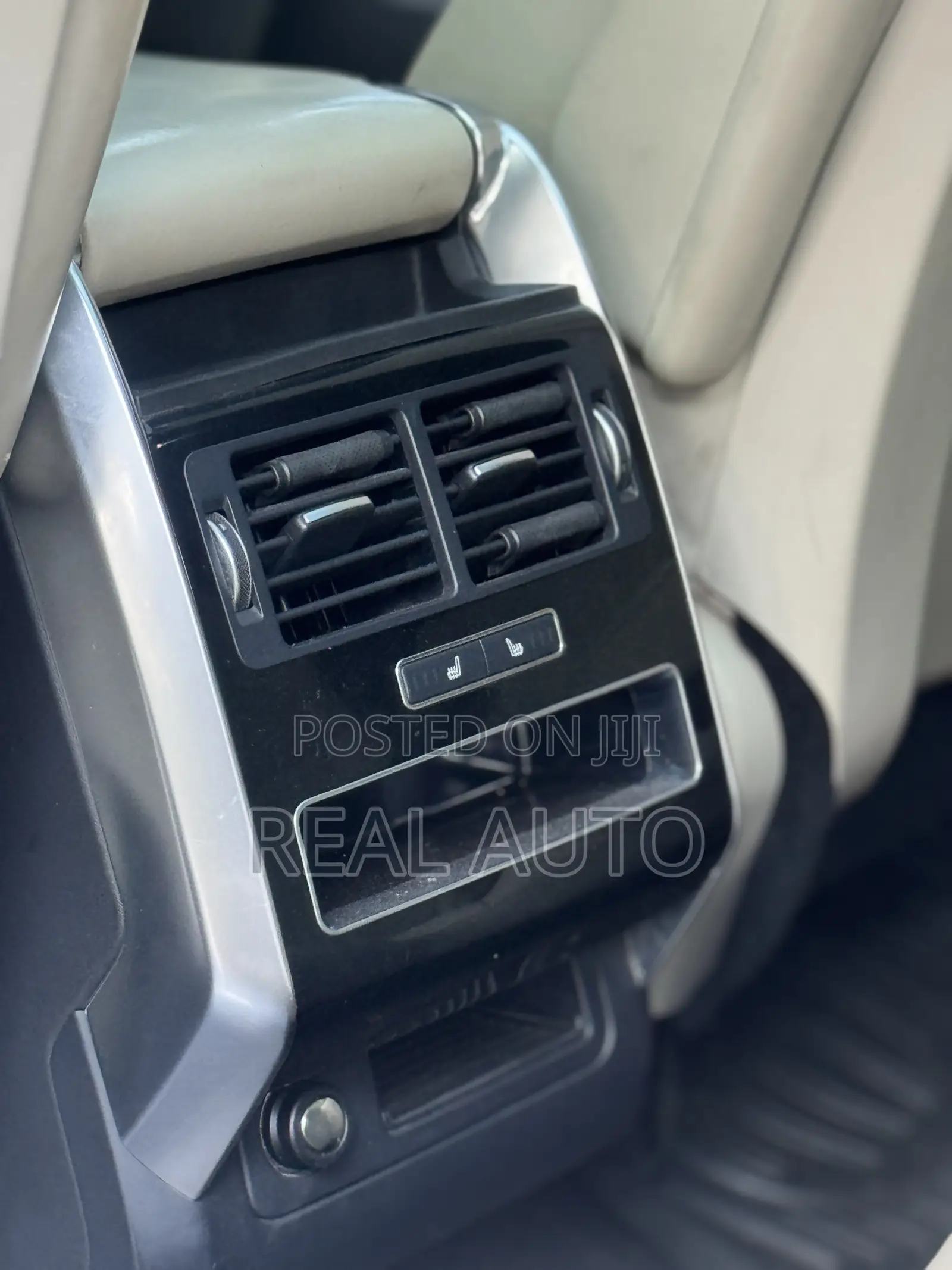 Land Rover Range Rover Sport HSE Td6 4x4 (3.0L 6cyl 8A) 2016 Black