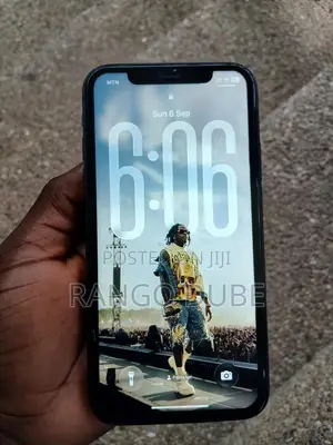 Apple iPhone 11 64 GB Black
