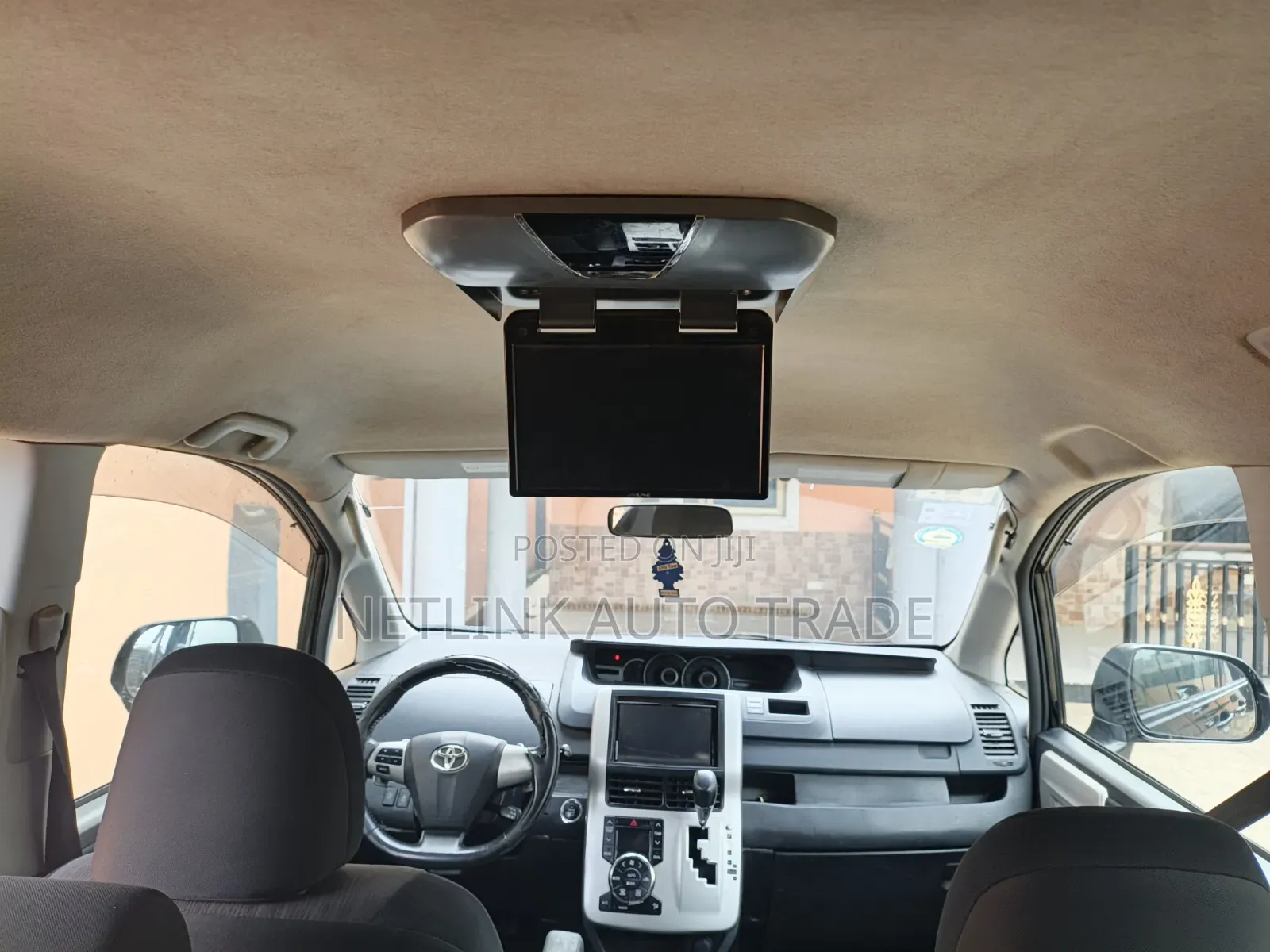 Toyota Voxy 2010 Black