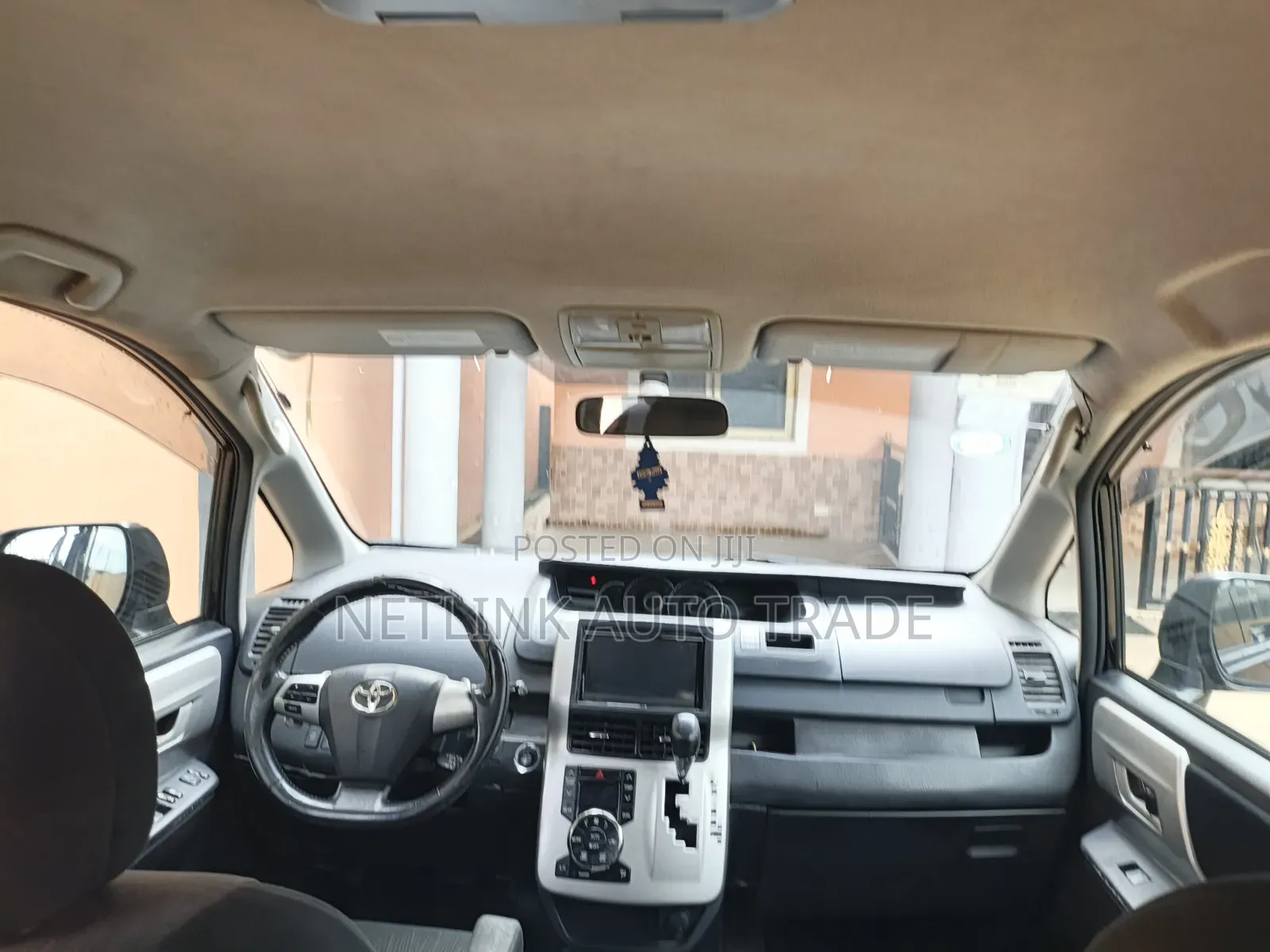 Toyota Voxy 2010 Black