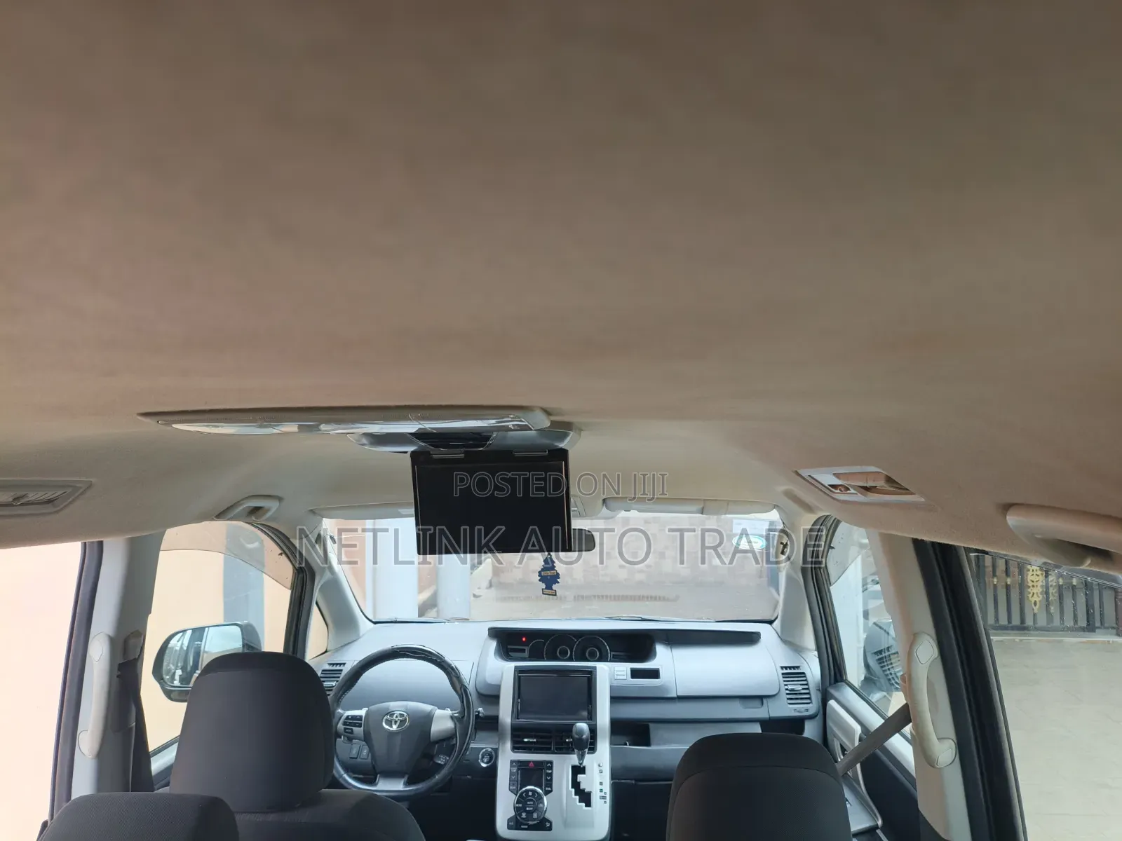 Toyota Voxy 2010 Black