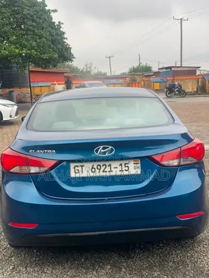 Hyundai County 2014 Red