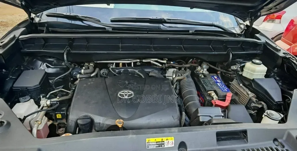 Toyota Highlander XLE 2021 Gray