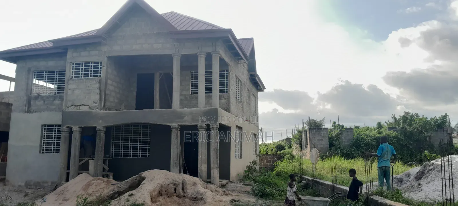 5bdrm House in Kingspok, Takoradi for sale