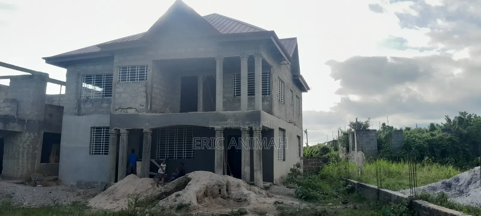 5bdrm House in Kingspok, Takoradi for sale
