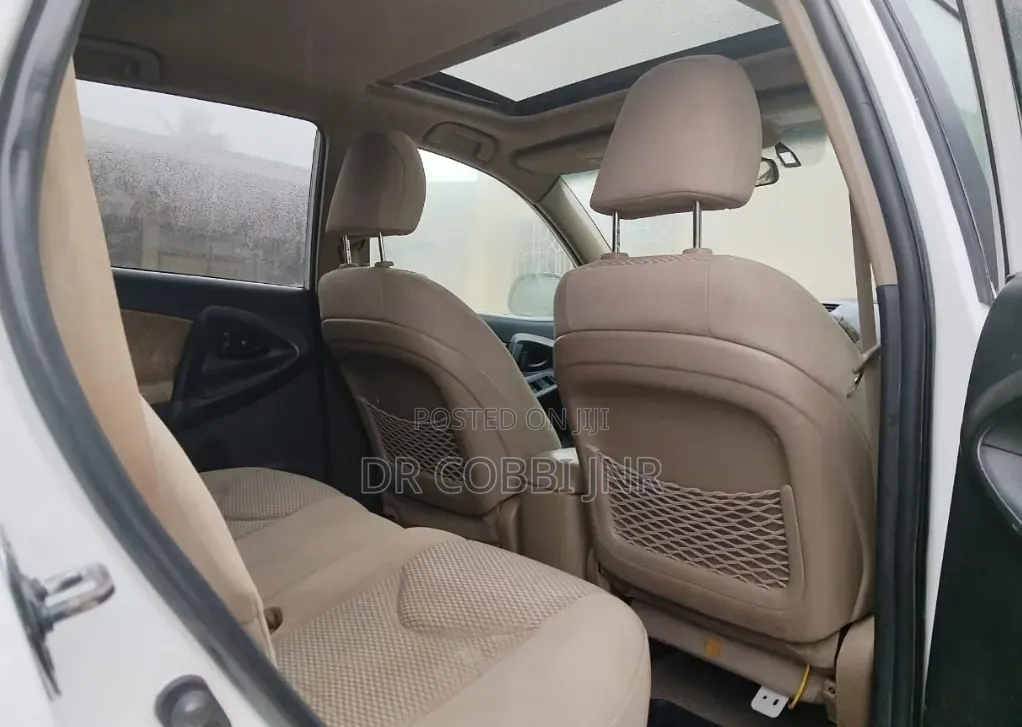Toyota RAV4 2.5 Limited 4x4 2012 White