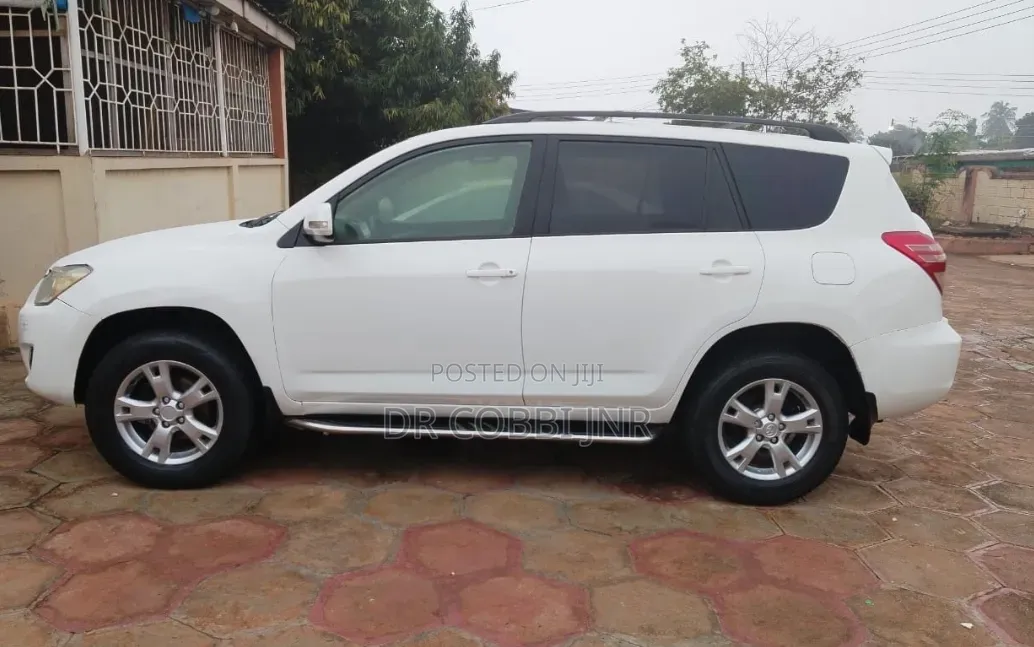 Toyota RAV4 2.5 Limited 4x4 2012 White