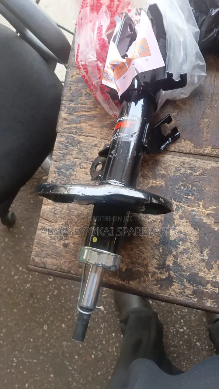 Nissan Sentra 2014 -2017 Shocks Absorbers