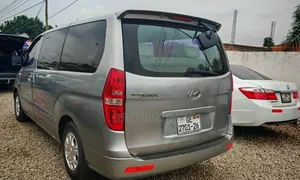 Hyundai Starex 2013 Silver