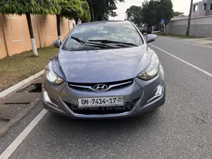 Hyundai Elantra Limited Sedan FWD (1.8L 4cyl 6A) 2013 Gray