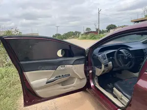 Honda Civic 1.8 5 Door Automatic 2012 Burgundy