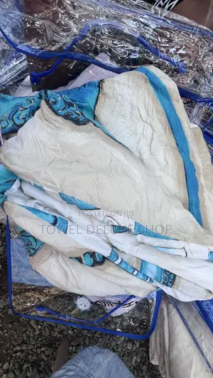 King Size Comforter Cream Turquoise Blue Luxury Thick Duvet
