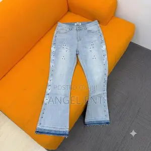 New Stock of Quality Baggy Jeans Available (Location: Adum Kumasi)
