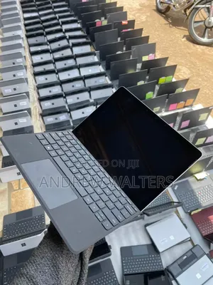 New Laptop Microsoft Surface Go 2 8GB Intel Core M3 SSD 128GB