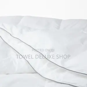 Luxury White Comforter With Grey Piping.Hotel Quality