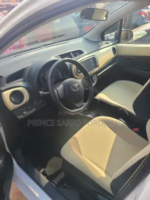 Toyota Vitz 2013 Pink