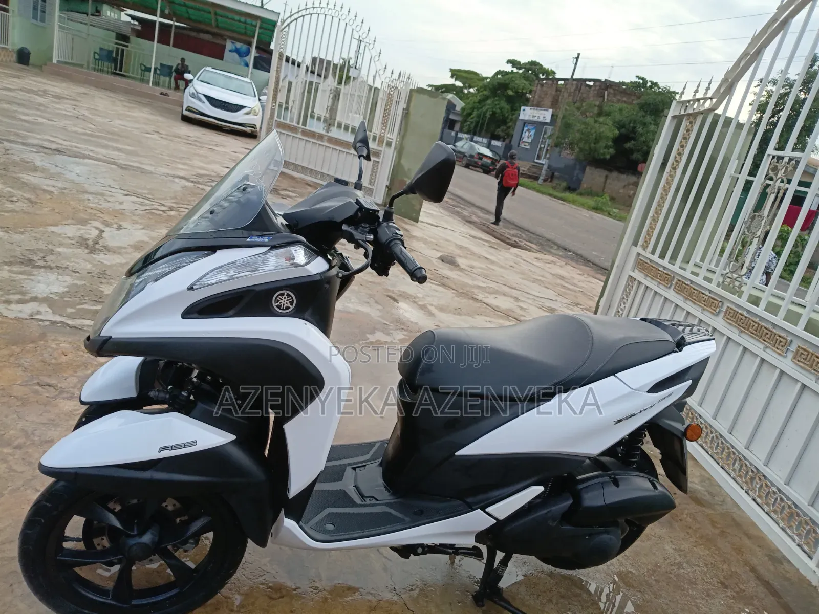 Yamaha 2025 White